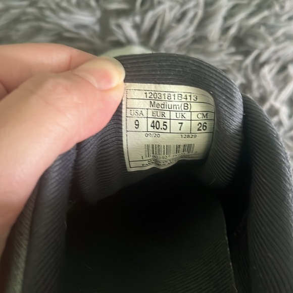 Brooks Ravenna 11 - Picture 3 of 4